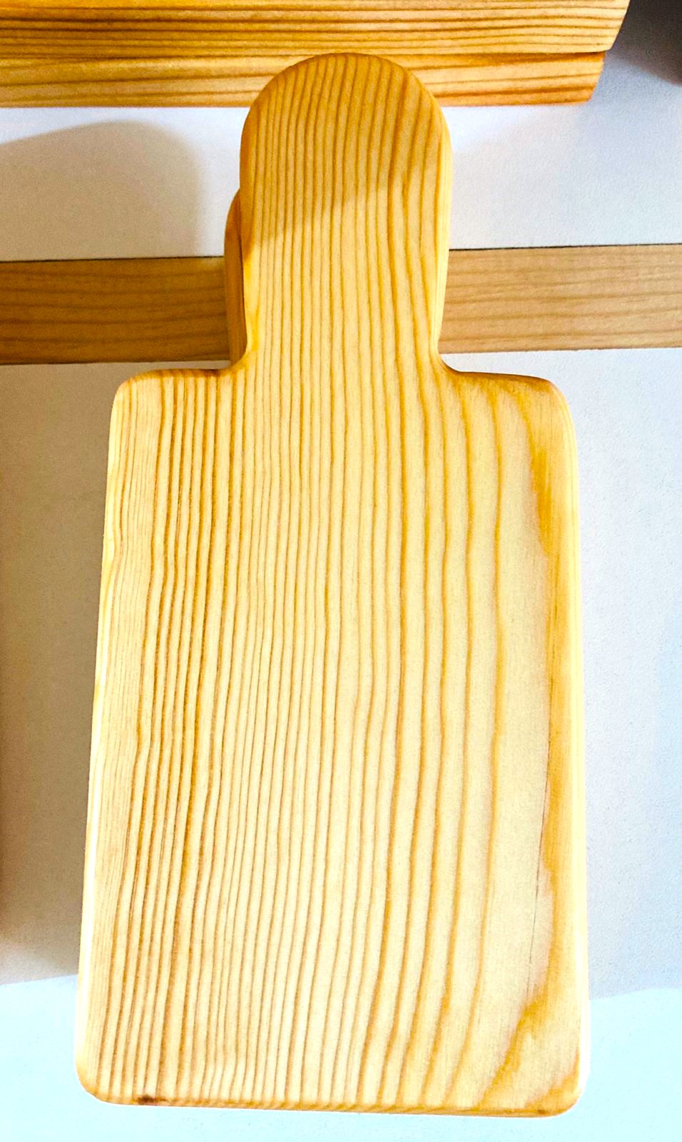 Tabla con mango 10X22 cm