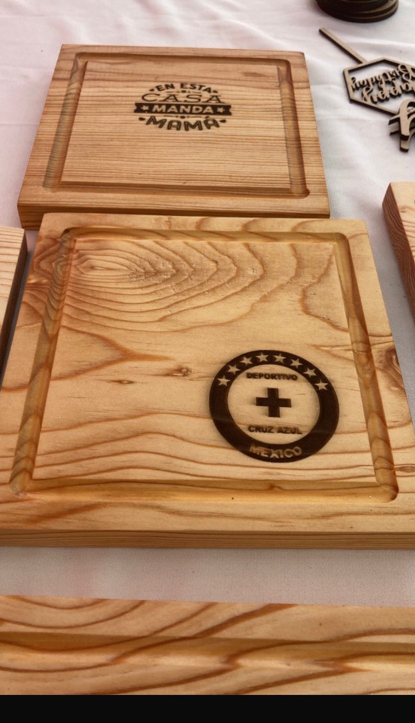 Tabla para Cortar Cuadrada 20x20